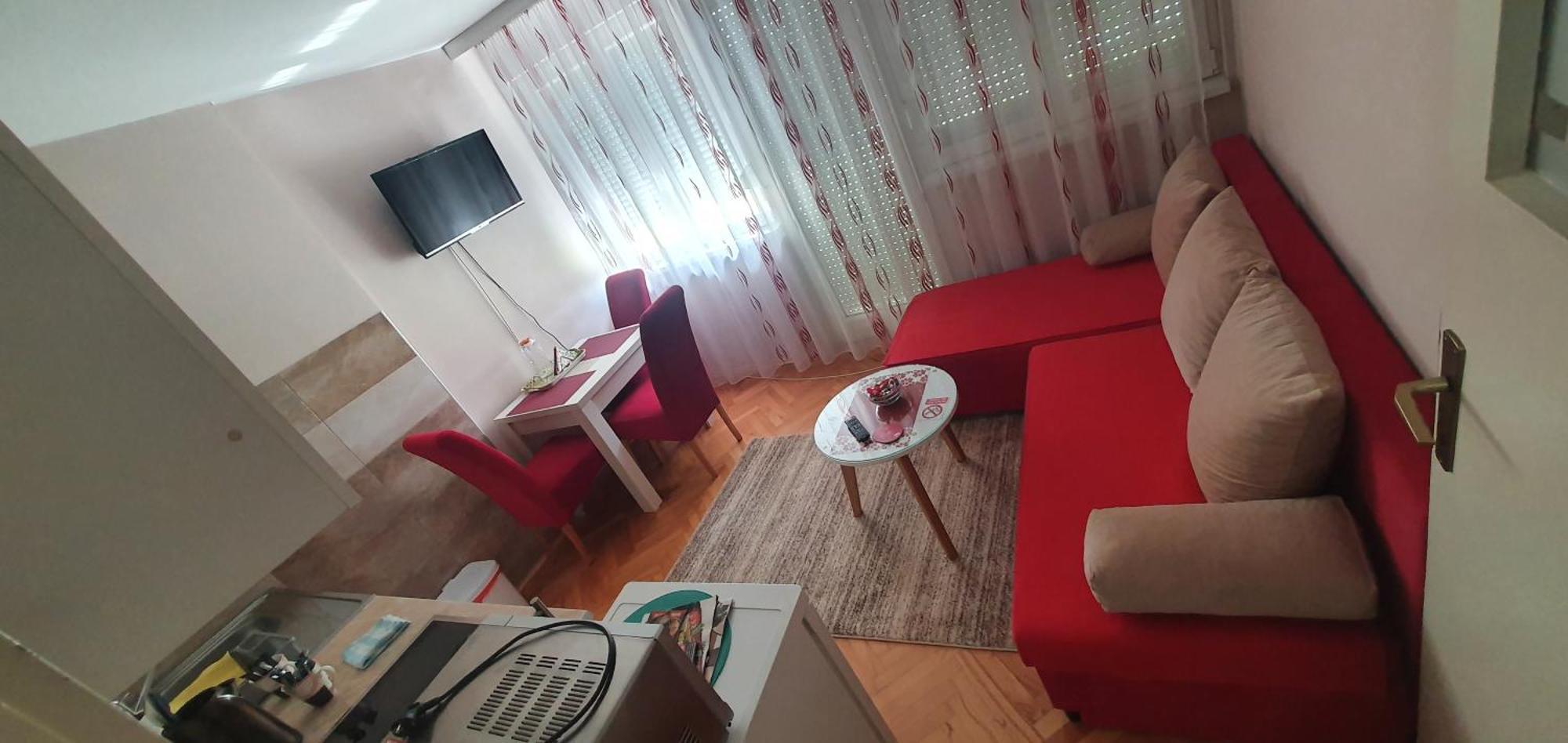 Apartman Centar Lägenhet Bijeljina Exteriör bild